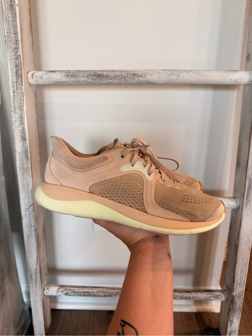 Lululemon Women's Chargefeel Athletic Shoes Sneakers Pink Size 9.5 Fair See Pics